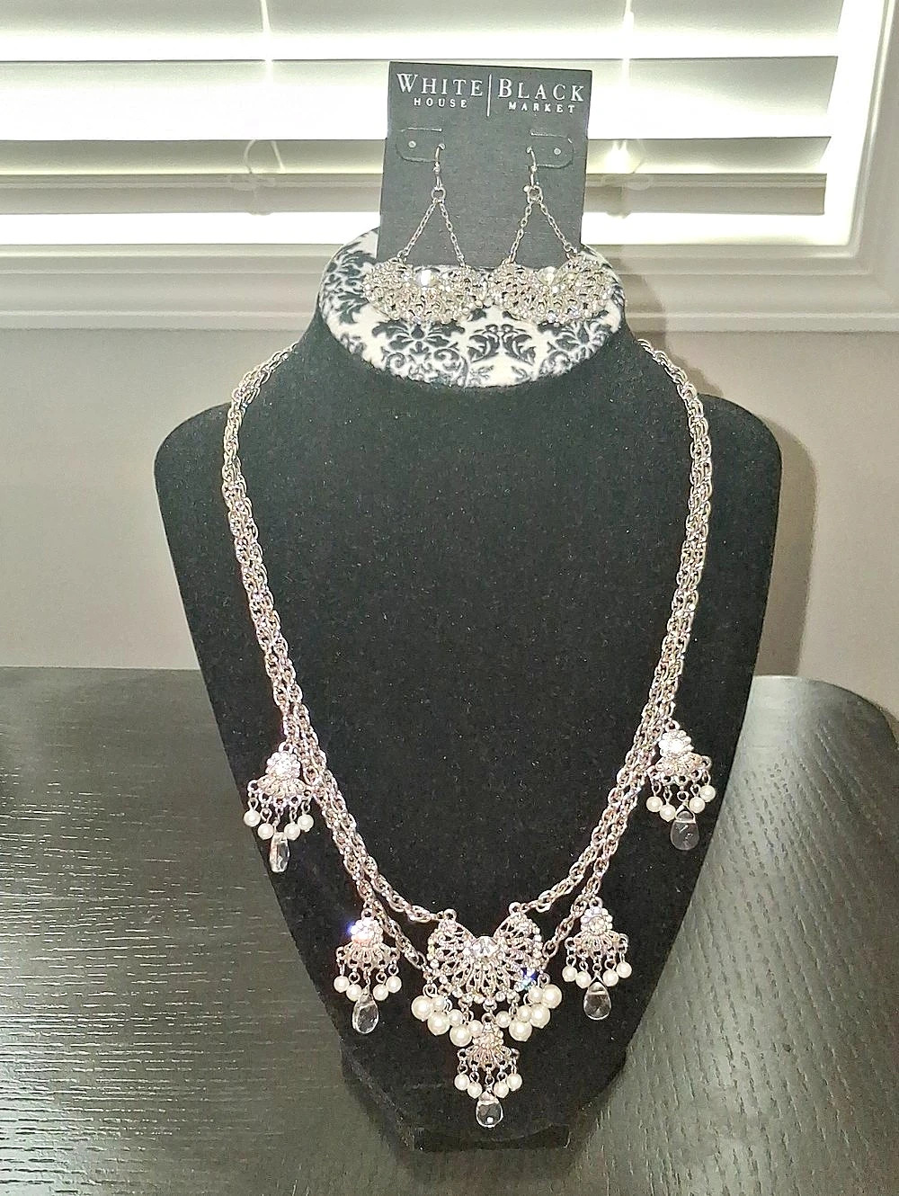 White House Black Market Silver Statement Necklace & Earrings Like New
